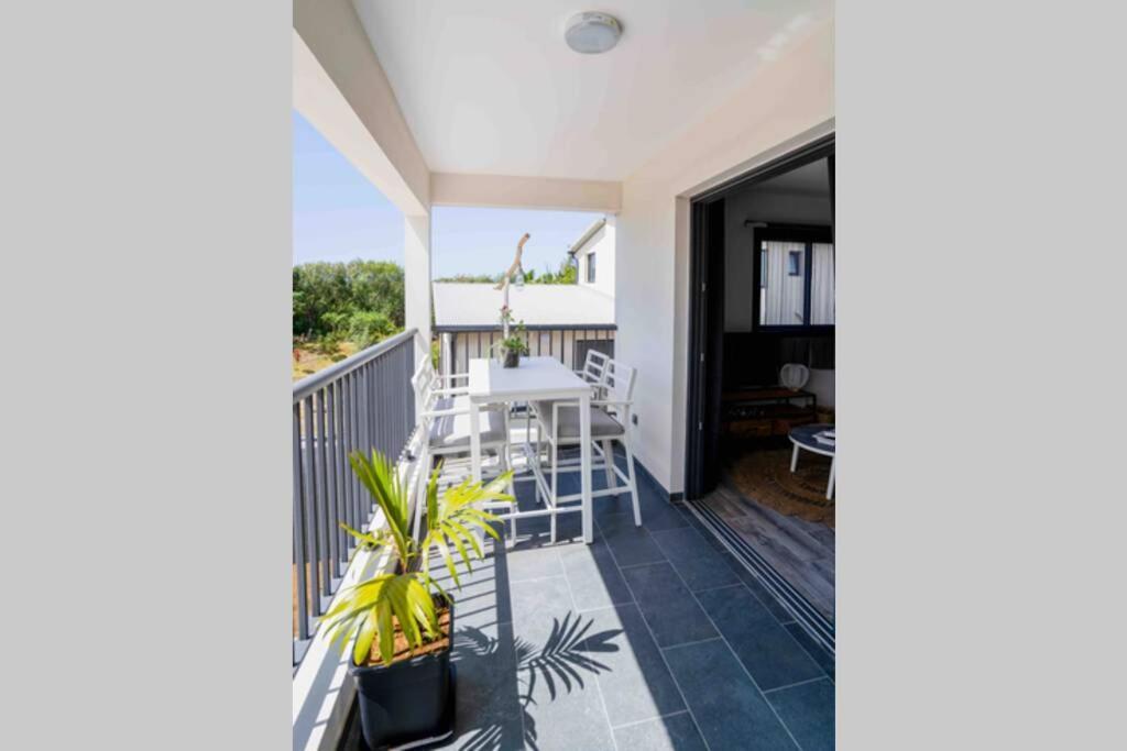 Ti-Punch T3 Climatise Manapany Les Bains Apartment Luaran gambar