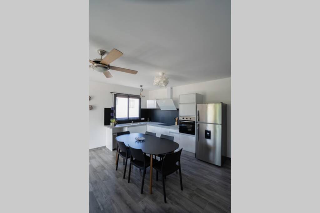 Ti-Punch T3 Climatise Manapany Les Bains Apartment Luaran gambar