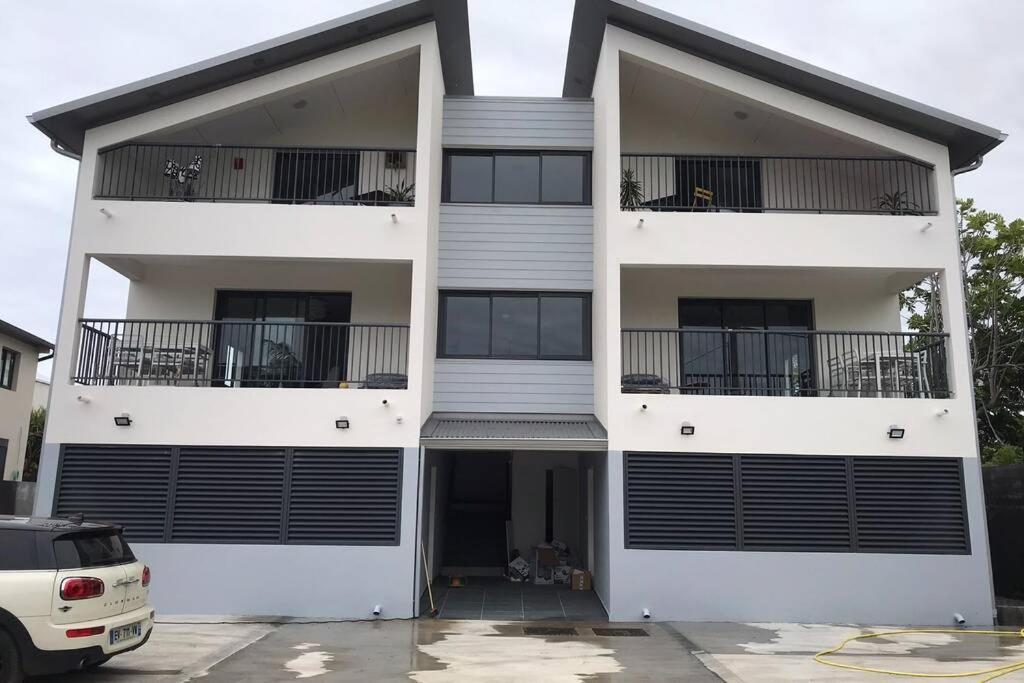 Ti-Punch T3 Climatise Manapany Les Bains Apartment Luaran gambar